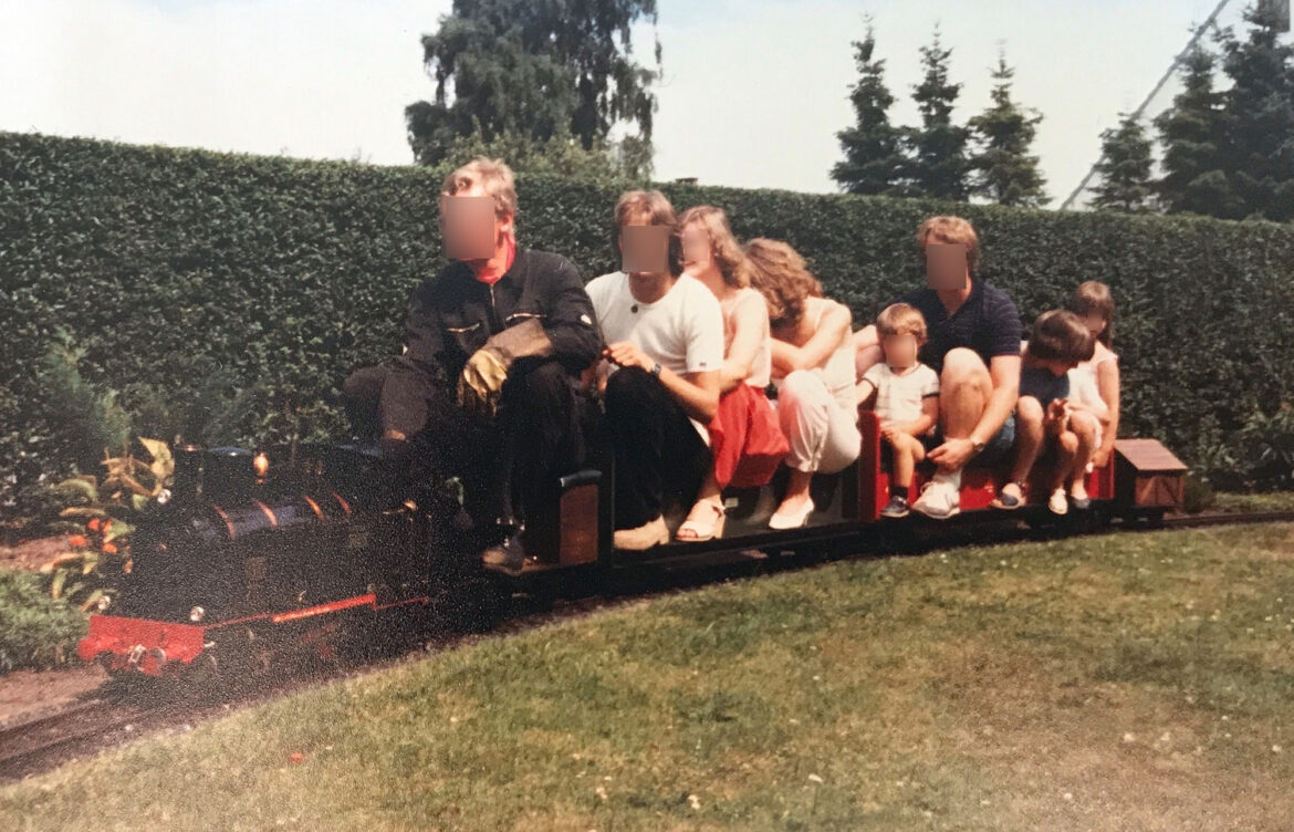 gartenbahn-hamburg-iserbrook Gartenbahn in Hamburg Iserbrook in den 80er Jahren.